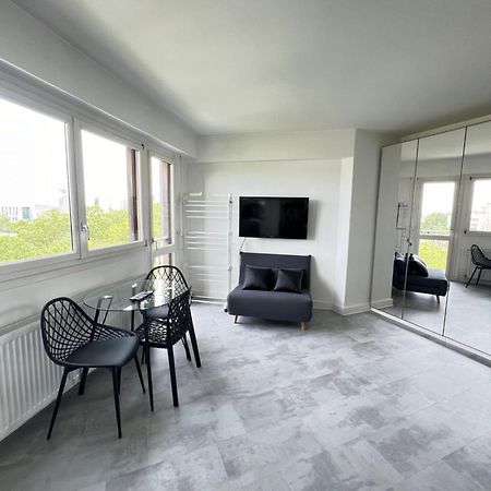 Apartment Home In Paris With View, 15Min Direct To Center Екстер'єр фото