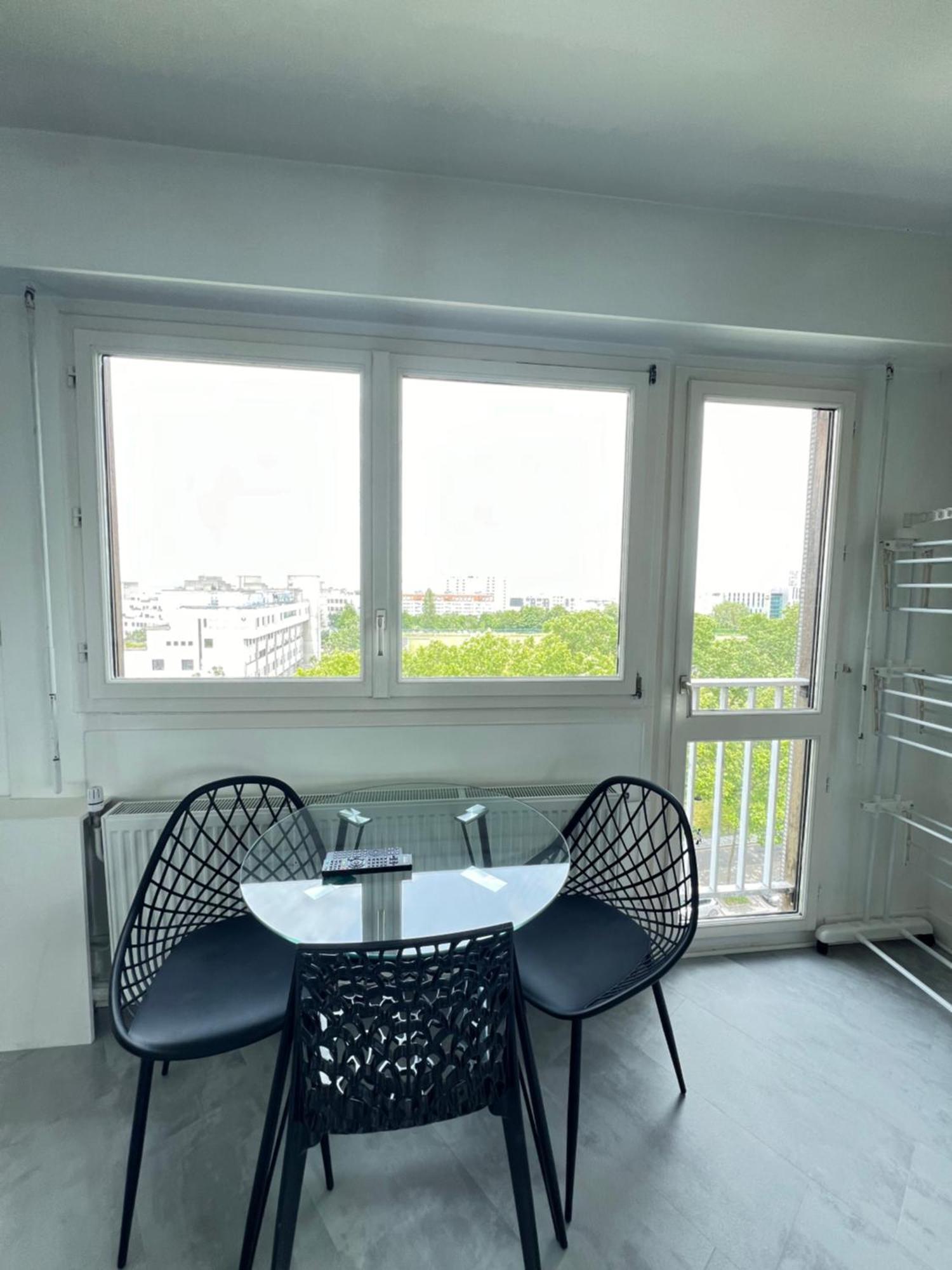 Apartment Home In Paris With View, 15Min Direct To Center Екстер'єр фото