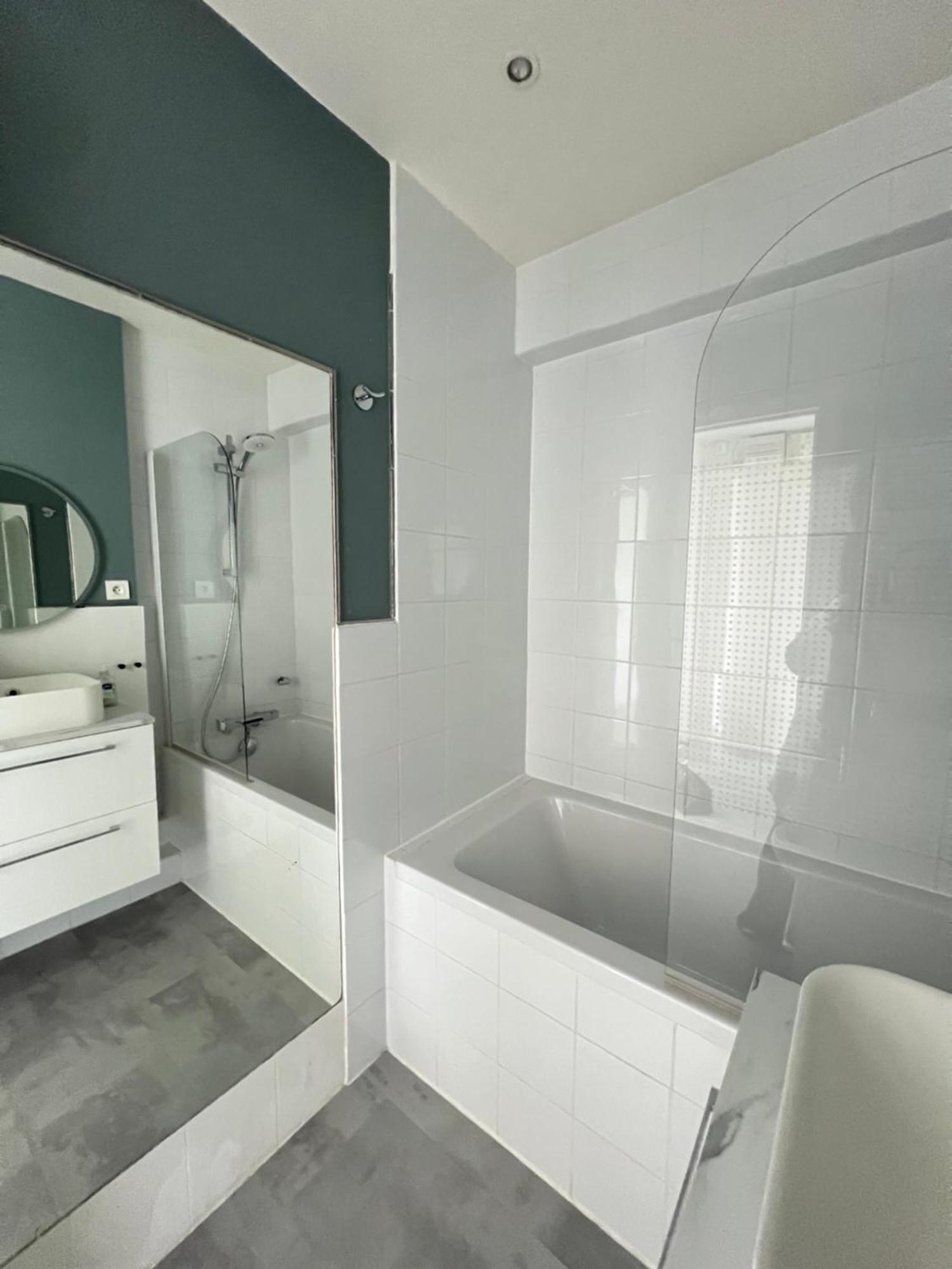 Apartment Home In Paris With View, 15Min Direct To Center Екстер'єр фото