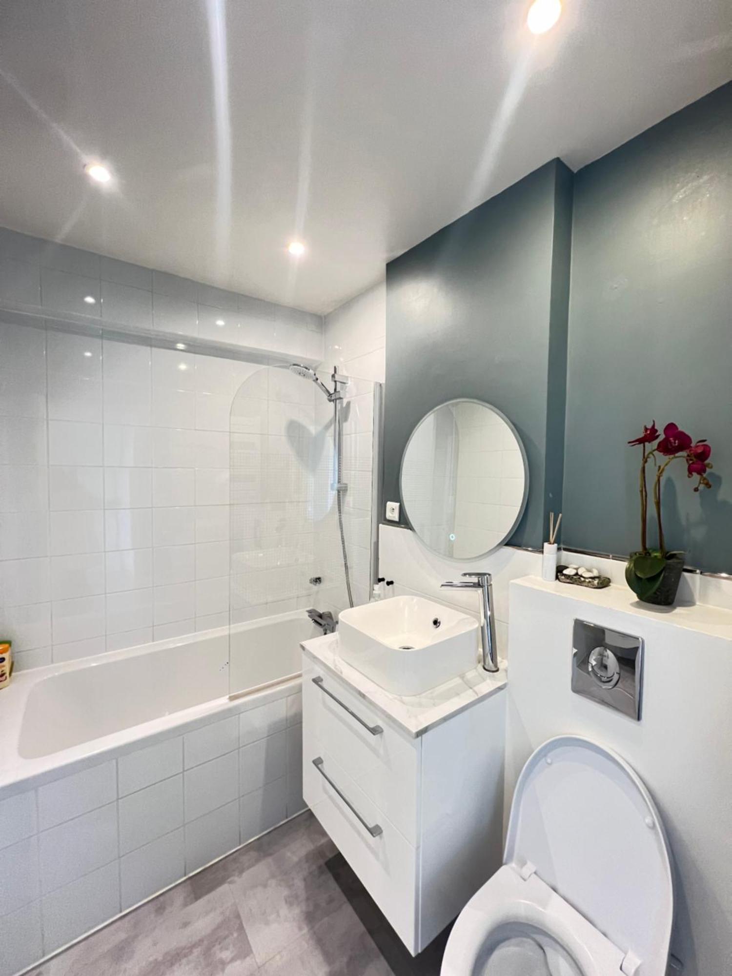 Apartment Home In Paris With View, 15Min Direct To Center Екстер'єр фото