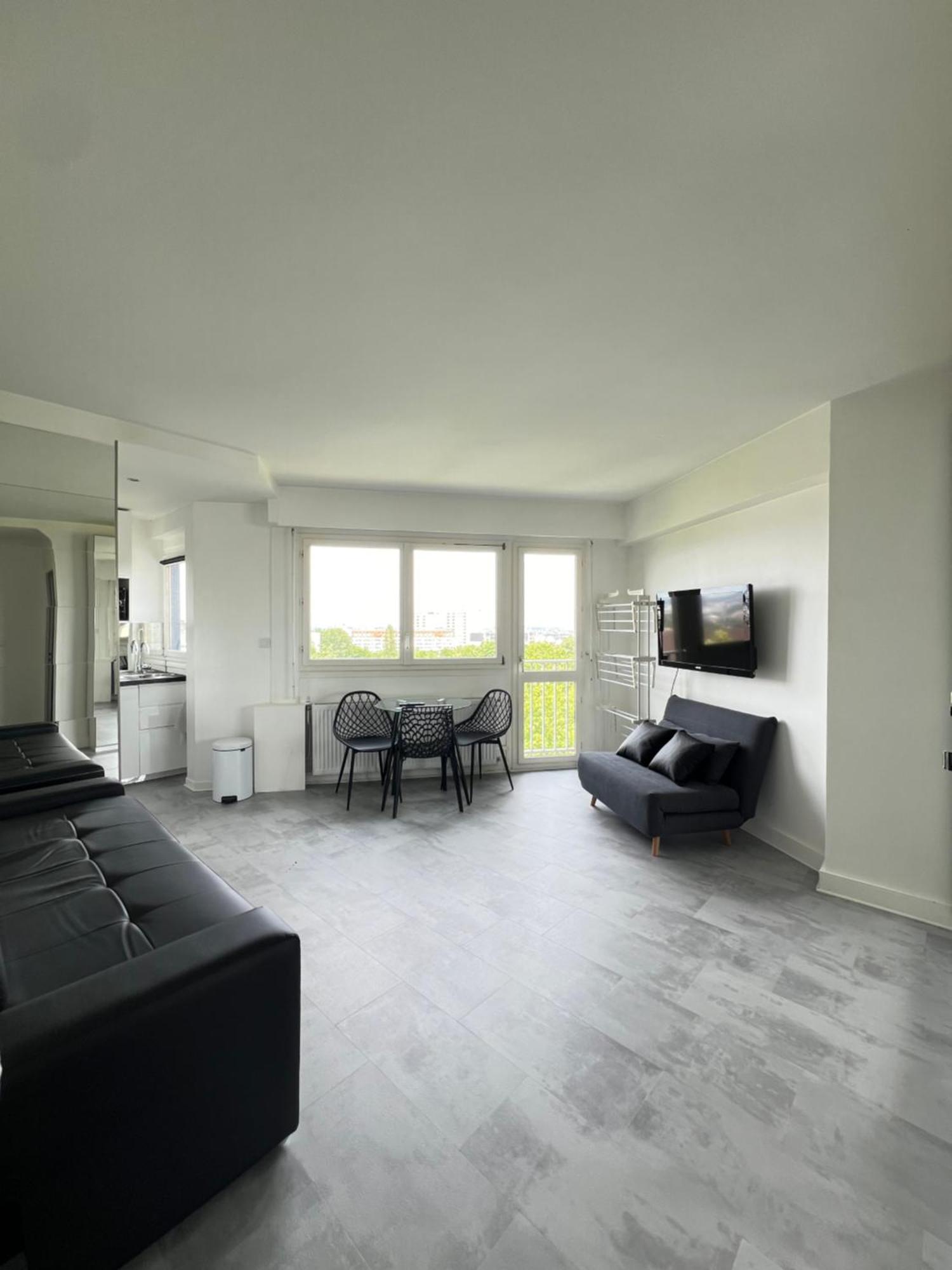 Apartment Home In Paris With View, 15Min Direct To Center Екстер'єр фото