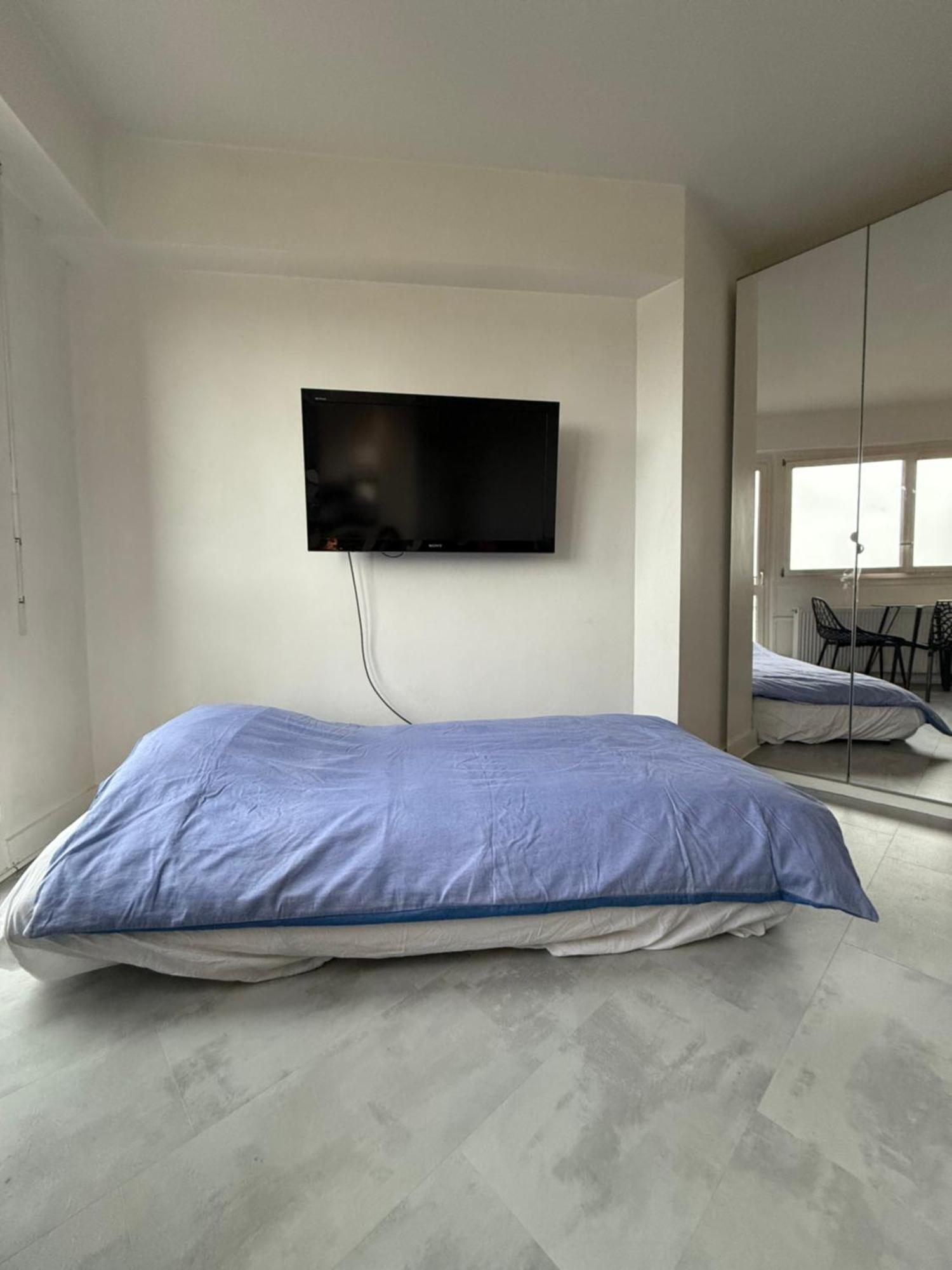 Apartment Home In Paris With View, 15Min Direct To Center Екстер'єр фото